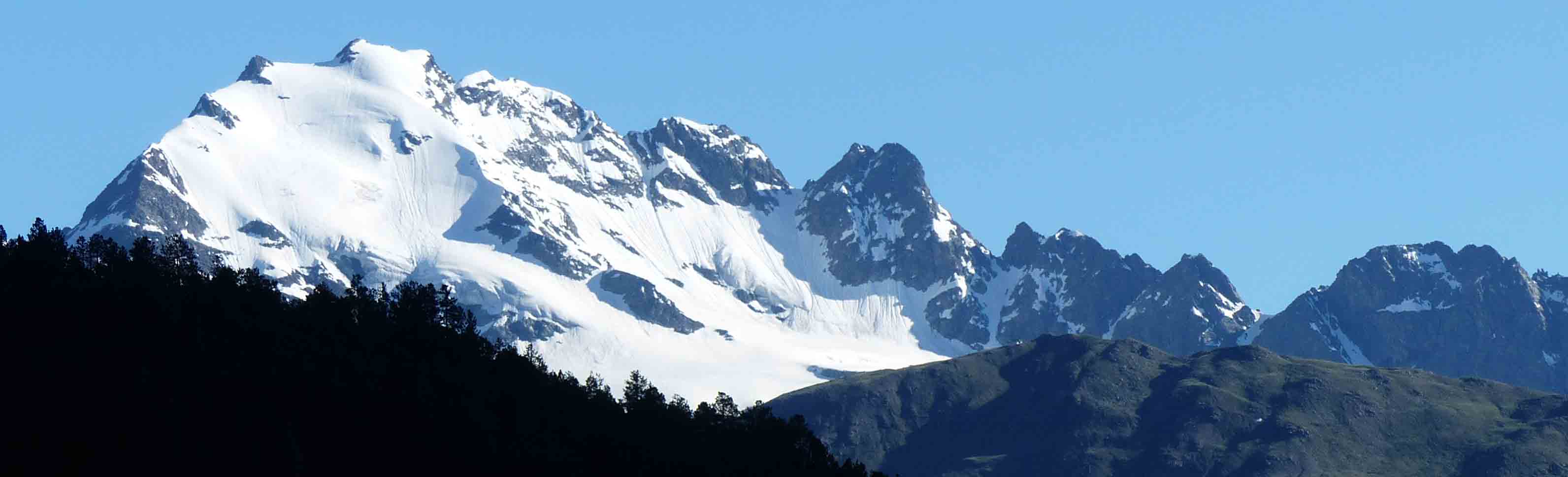 dalle Torri di Fraele guardando la valle di Bormio...